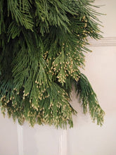 Load image into Gallery viewer, Incense Cedar Bunch